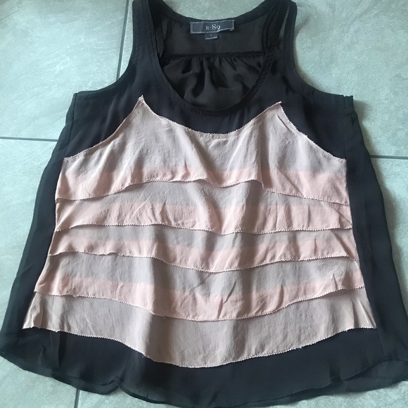 silk ruffles top in brown and peach Small - Picture 4 of 9